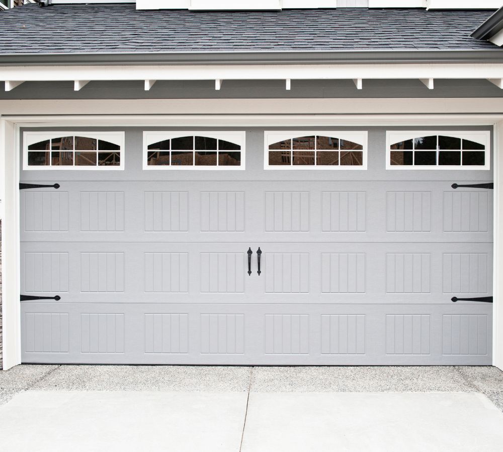 Garage Doors Installation & Replacement in Toronto